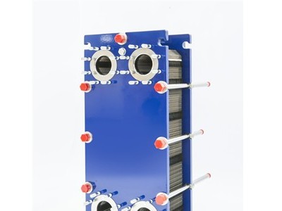 氨制冷半焊式板式换热器批量生产，新型制冷行业系统设备